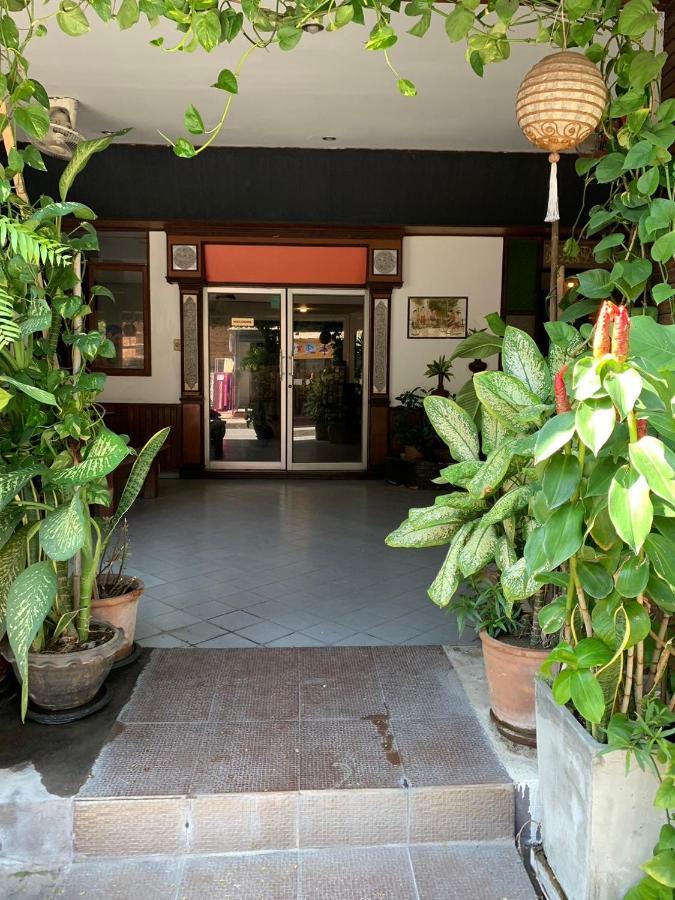 Revolution Hostel Čiang Mai Exteriér fotografie