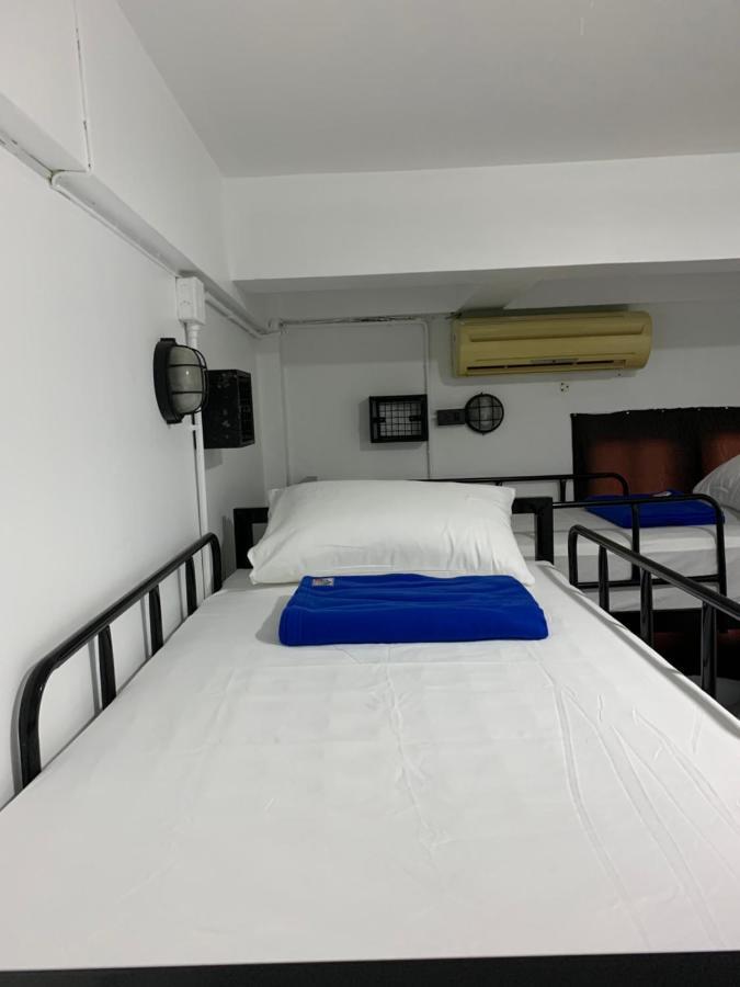 Revolution Hostel Čiang Mai Exteriér fotografie