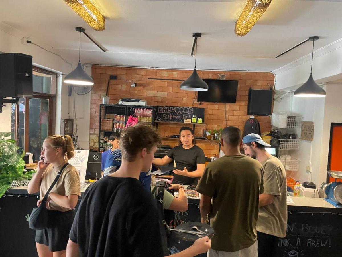 Revolution Hostel Čiang Mai Exteriér fotografie